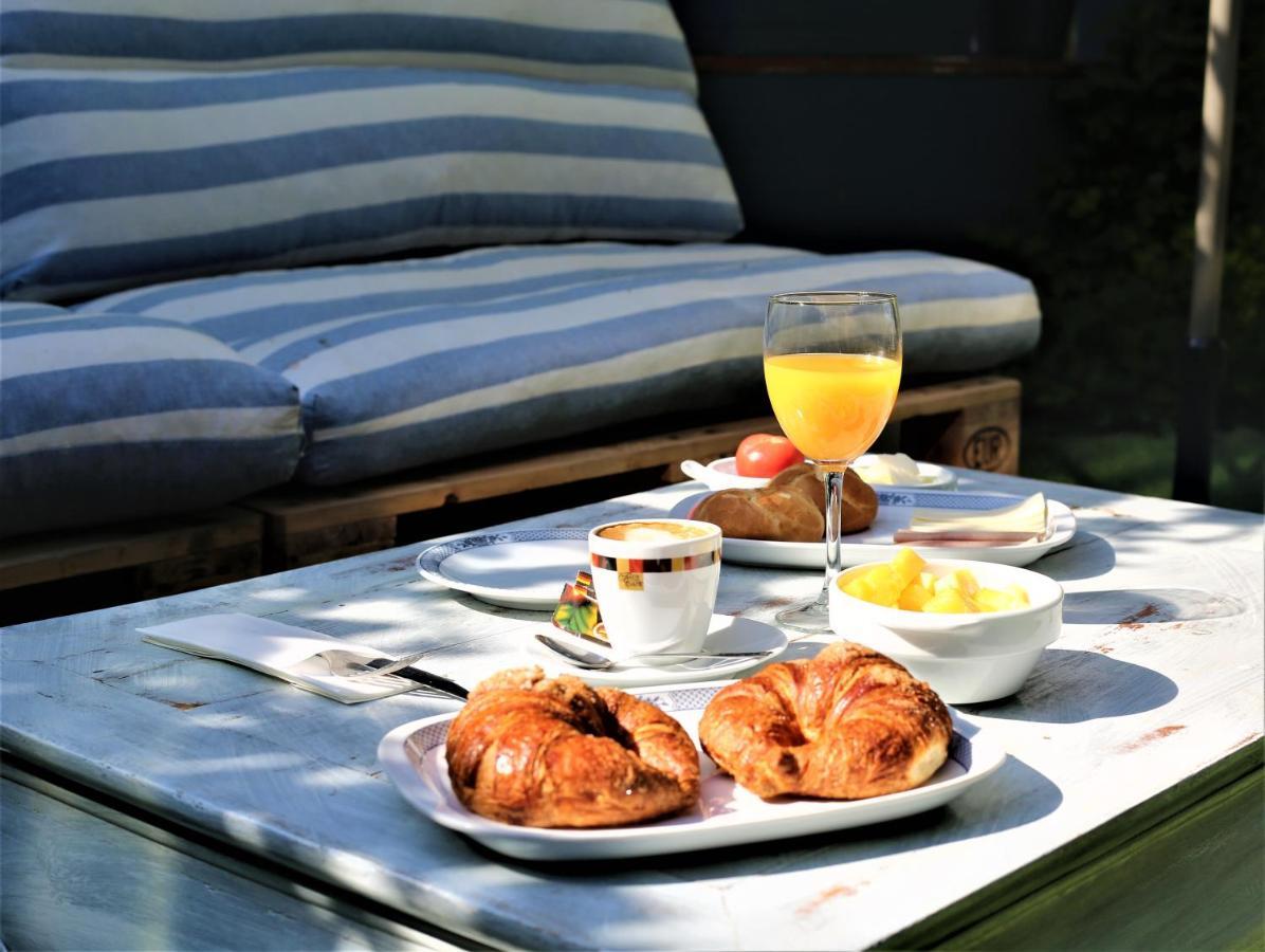 Pension Hostel Costa Brava 레스타르티트 외부 사진