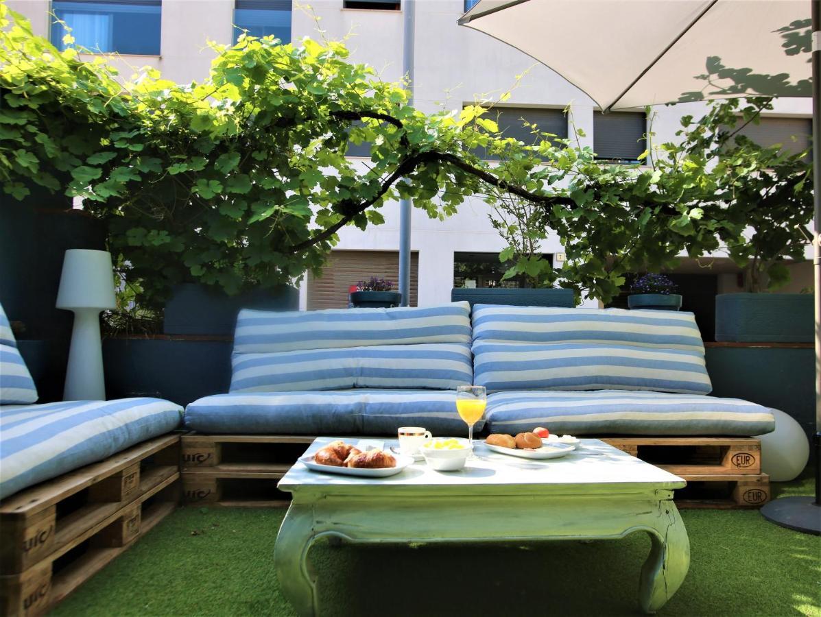 Pension Hostel Costa Brava 레스타르티트 외부 사진