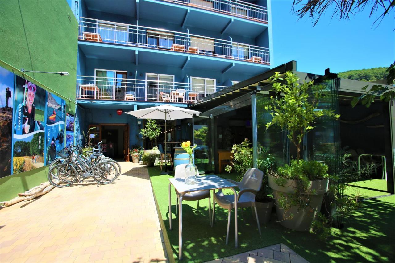 Pension Hostel Costa Brava 레스타르티트 외부 사진