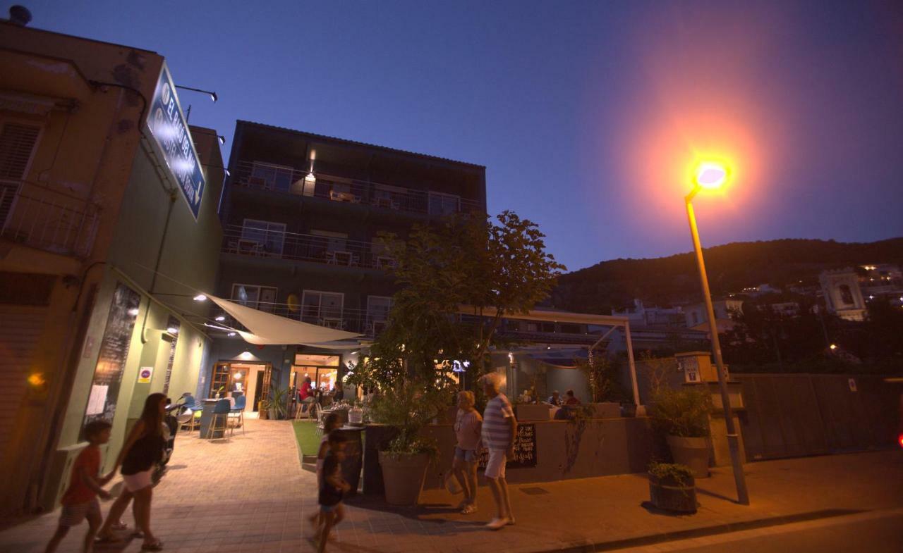 Pension Hostel Costa Brava 레스타르티트 외부 사진