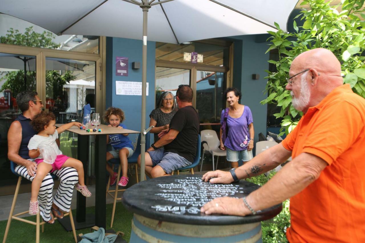 Pension Hostel Costa Brava 레스타르티트 외부 사진